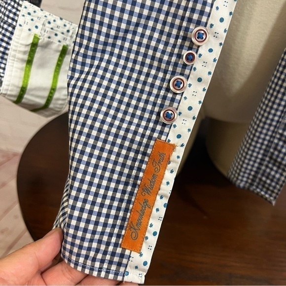 ROBERT GRAHAM LONG SLEEVE BUTTON DOWN SHIRT XL flip cuff detail GUC - Picture 13 of 15